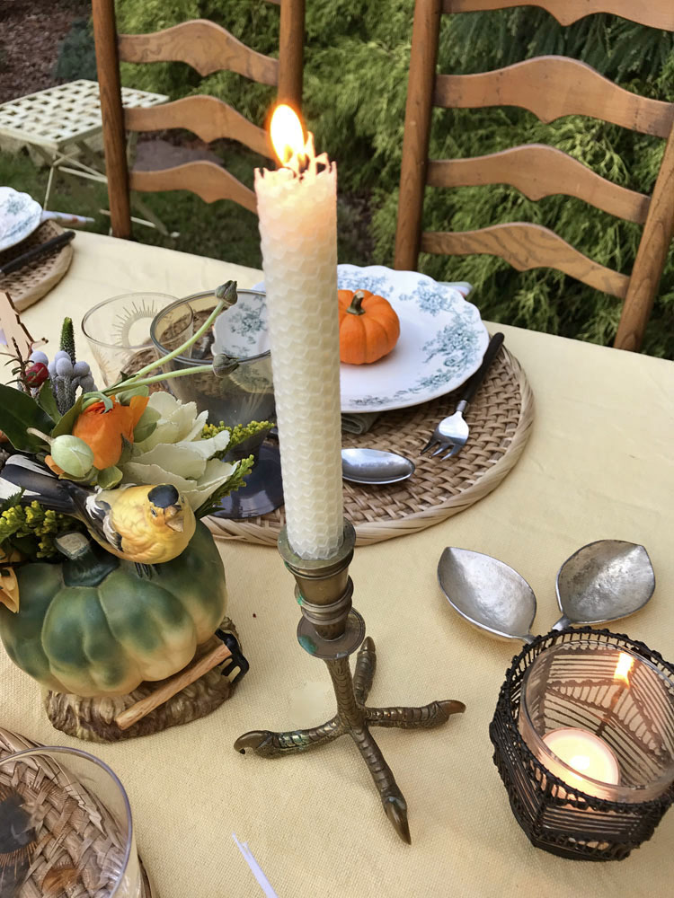 Thanksgiving is the perfect time to raid the china cabinet and put Grandmother's favorite china to work.  Note too, the leaf-shaped salt and pepper holders and the wire votives. 